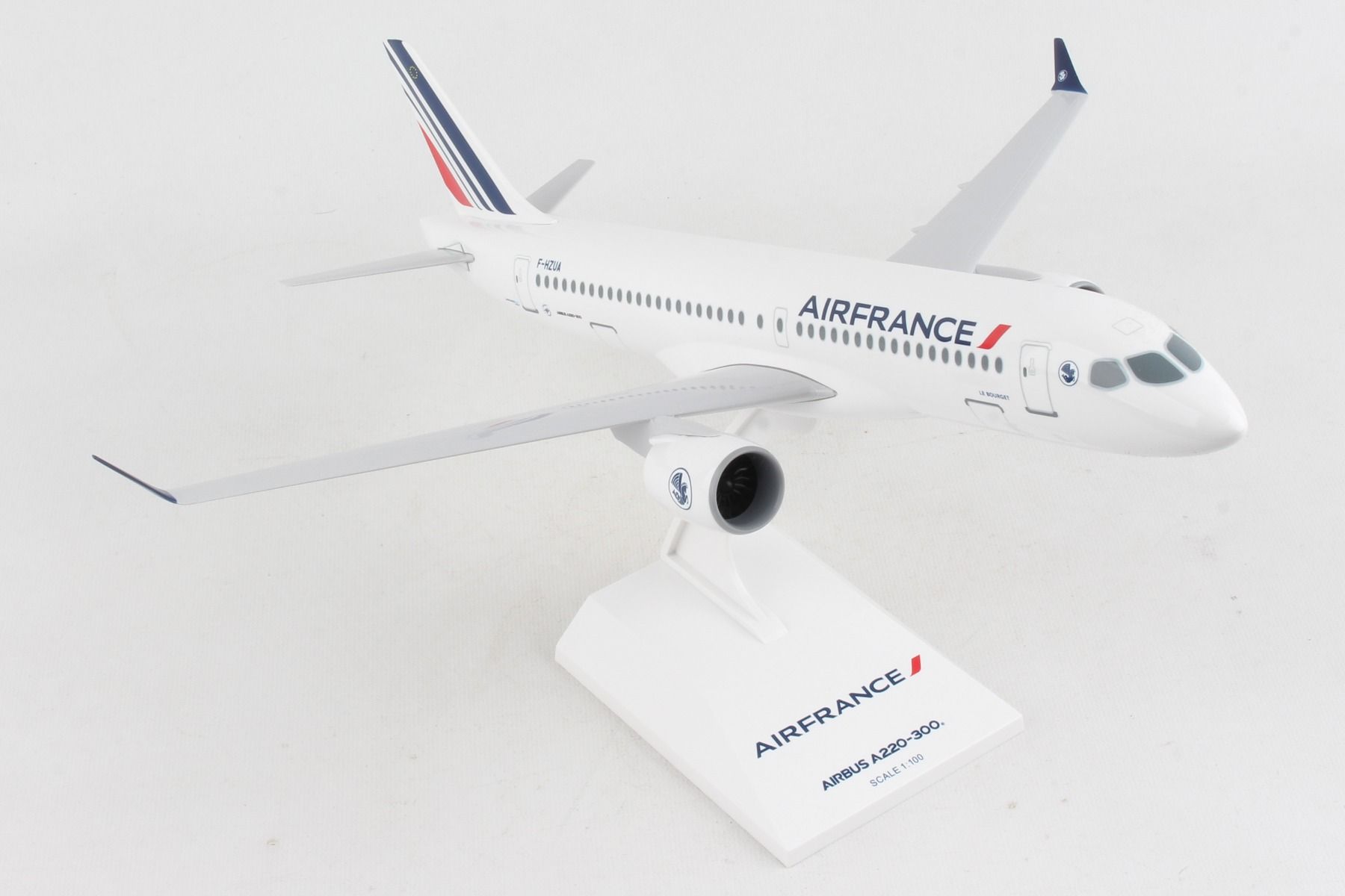 Air France A220-300 (1:100)