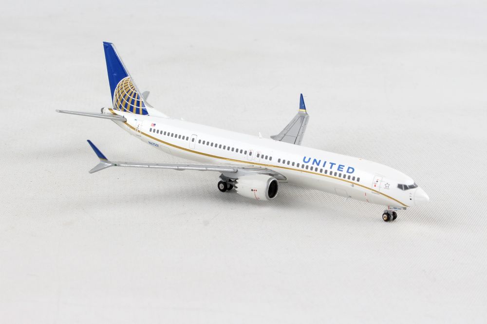 1:400 737 MAX 9 N67051 United Airlines 