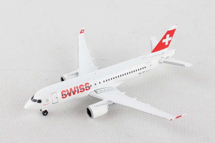 Swiss Air Lines 'Second release' CS-100 1:400 HB-JBA Die-cast Airplane Model 