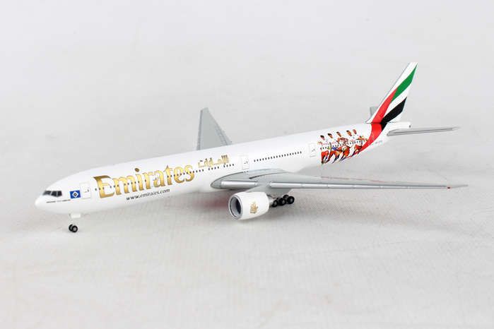 Herpa Wings 1:500 Boeing 777-300er Emirates Hamburger SV 530880 