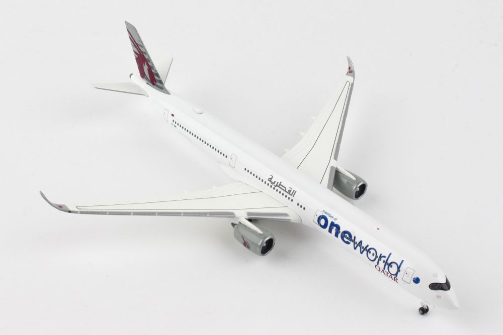 HERPA QATAR A350-1000 1/500 ONE WORLD (**)