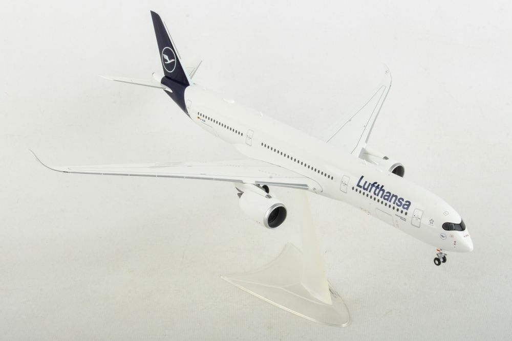 Daron Skymarks Lufthansa A350-900 New Livery 1/200 