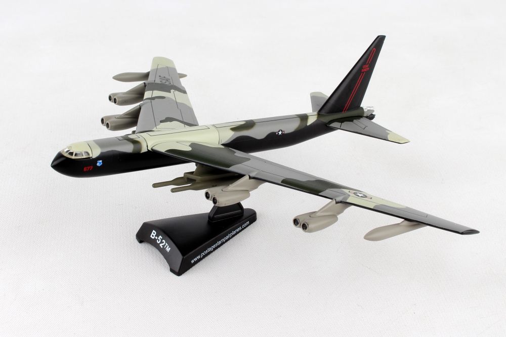 Daron Worldwide Trading Postage Stamp USAF B-52 Stratofortress 1/300 Silve Airplane Model Daron World wide Trading Inc PS5391-2 