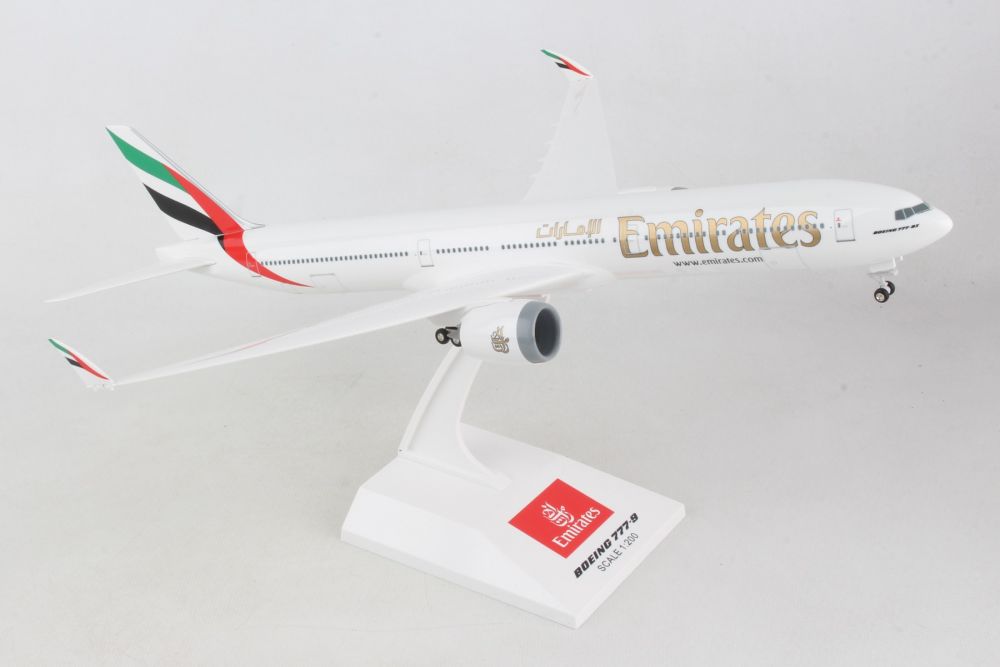 Emirates Airlines Boeing 777-300ER 1:200 Herpa Snap-Fit 610544 Modell B777