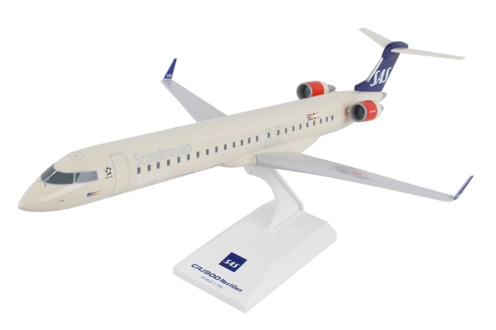 Skymarks American Eagle Mesa Airlines CRJ900 1/100 Scale with Stand 