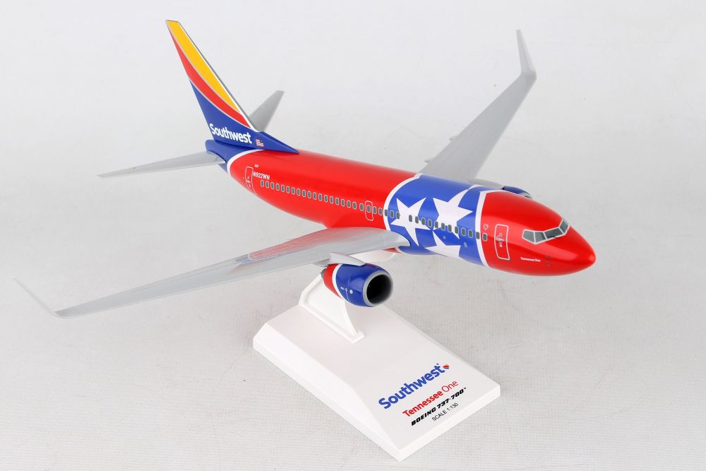 Daron Skymarks Southwest 737-800 1/130 New Livery Heart One Plastic Model Plane 