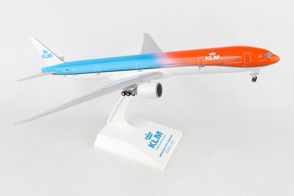 Skymarks KLM Orange Pride Boeing 777-300ER 1:200 SKR972 