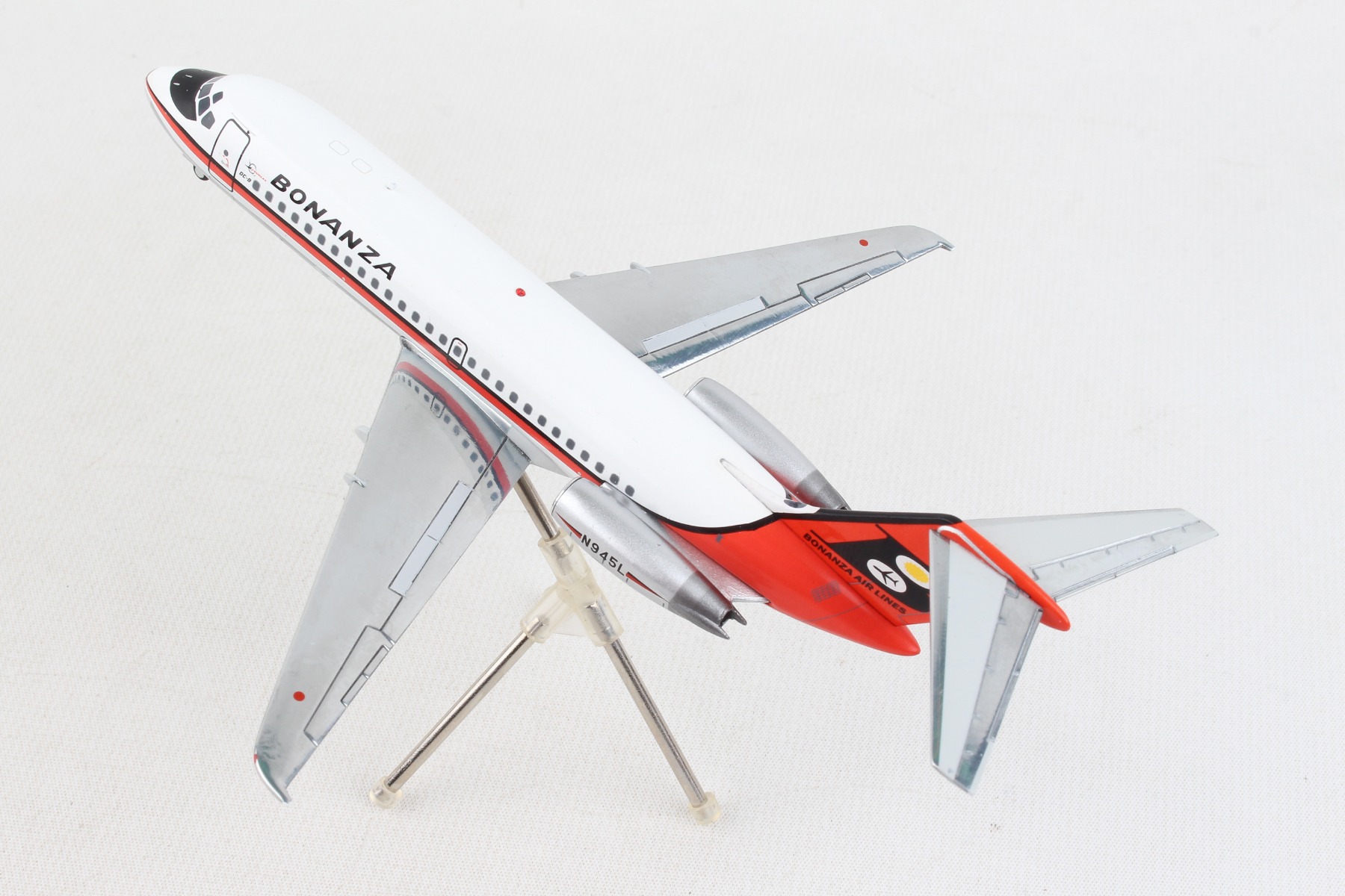 Flight Miniatures China Airlines MD-11 Old Livery Desk Top 1/200 Model Airplane 