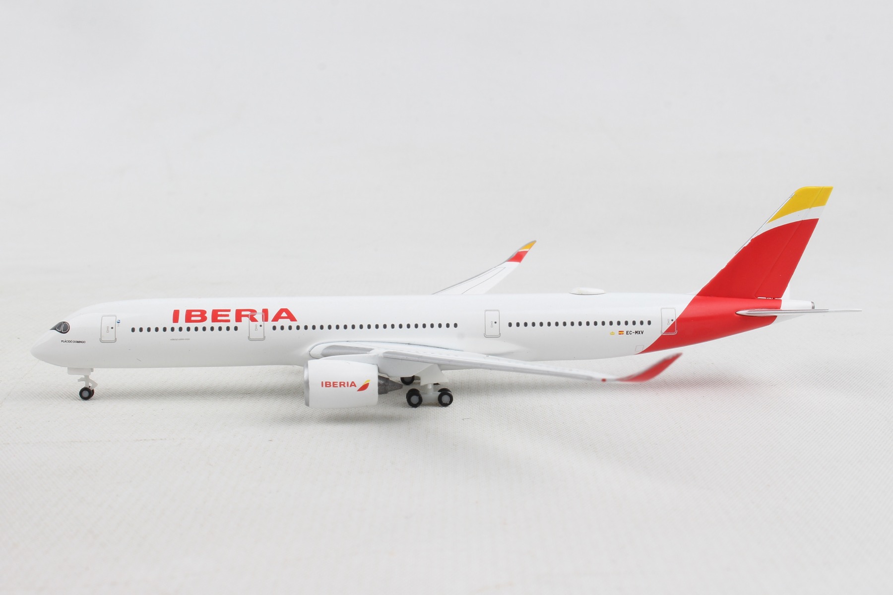 Spain Iberia Airlines 70 Years Flying Aviation Pin Badge !!!