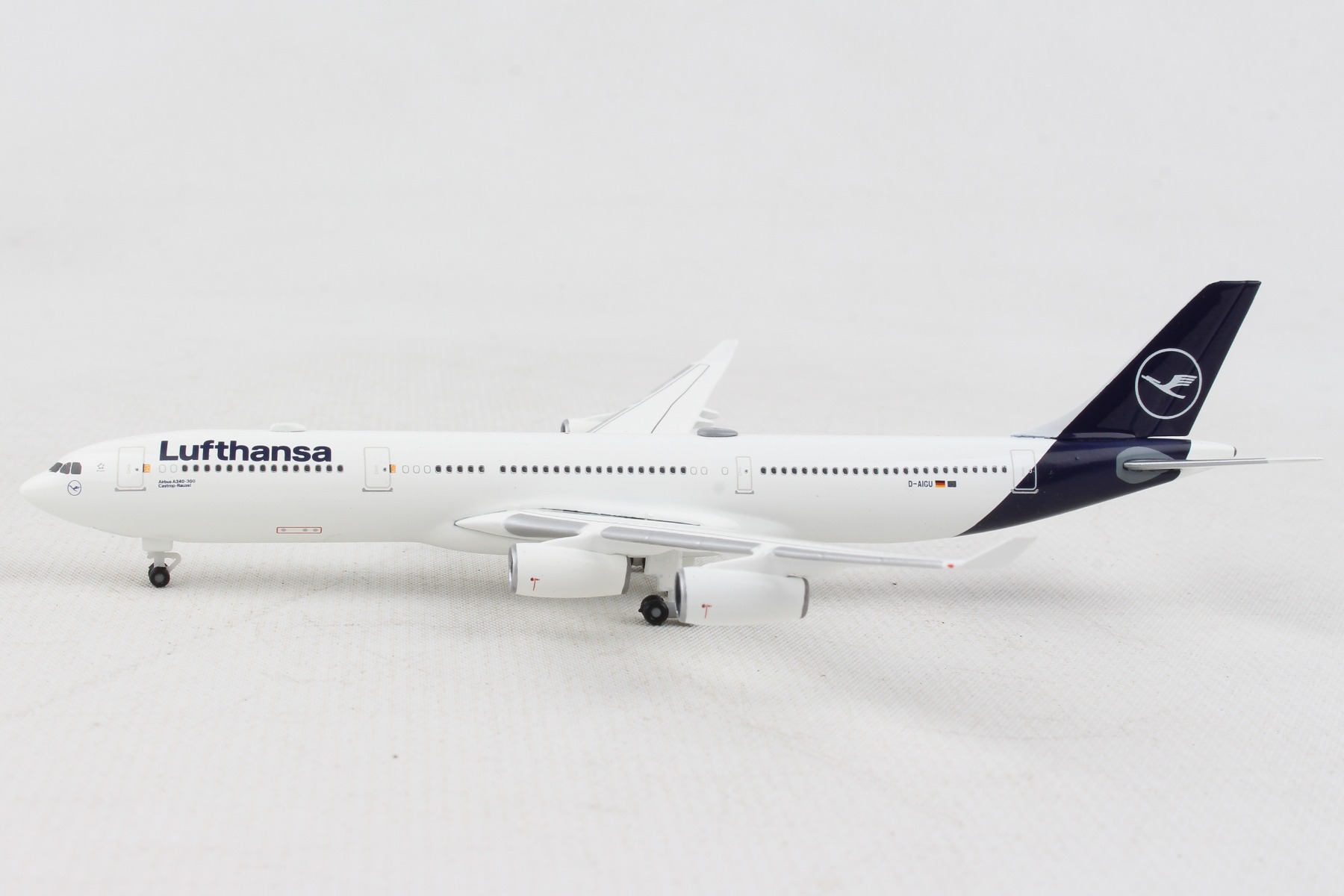 He530897 Herpa Wings Lufthansa Airbus A340-600 1/500 FC Bayern AUDI Tour 2017 for sale online 